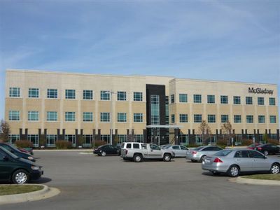 BELL VALLEY COMMONS: 1252 Bell Valley Rd, Rockford, IL 61108